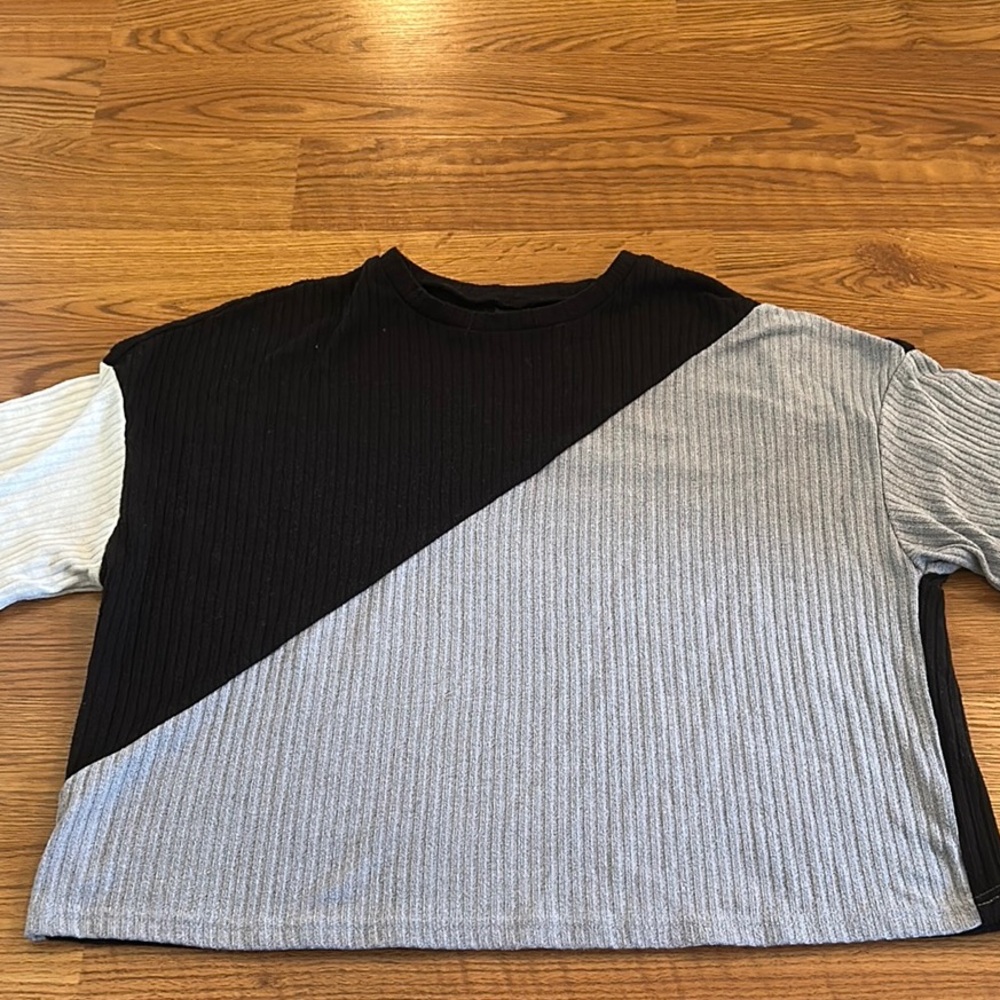 Black and Gray Colorblock Ribbed Boxy Top